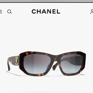 CHANEL Tortoiseshell Rectangle Sunglasses with Gold CC Medallion
